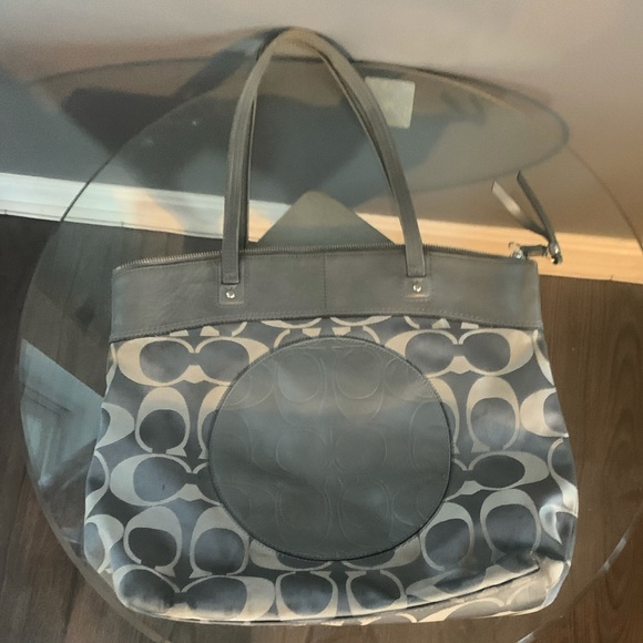 Authentic coach purse - Picture 1 of 2